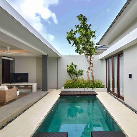 Cross Bali Breakers Villa Jimbaran  Luaran gambar