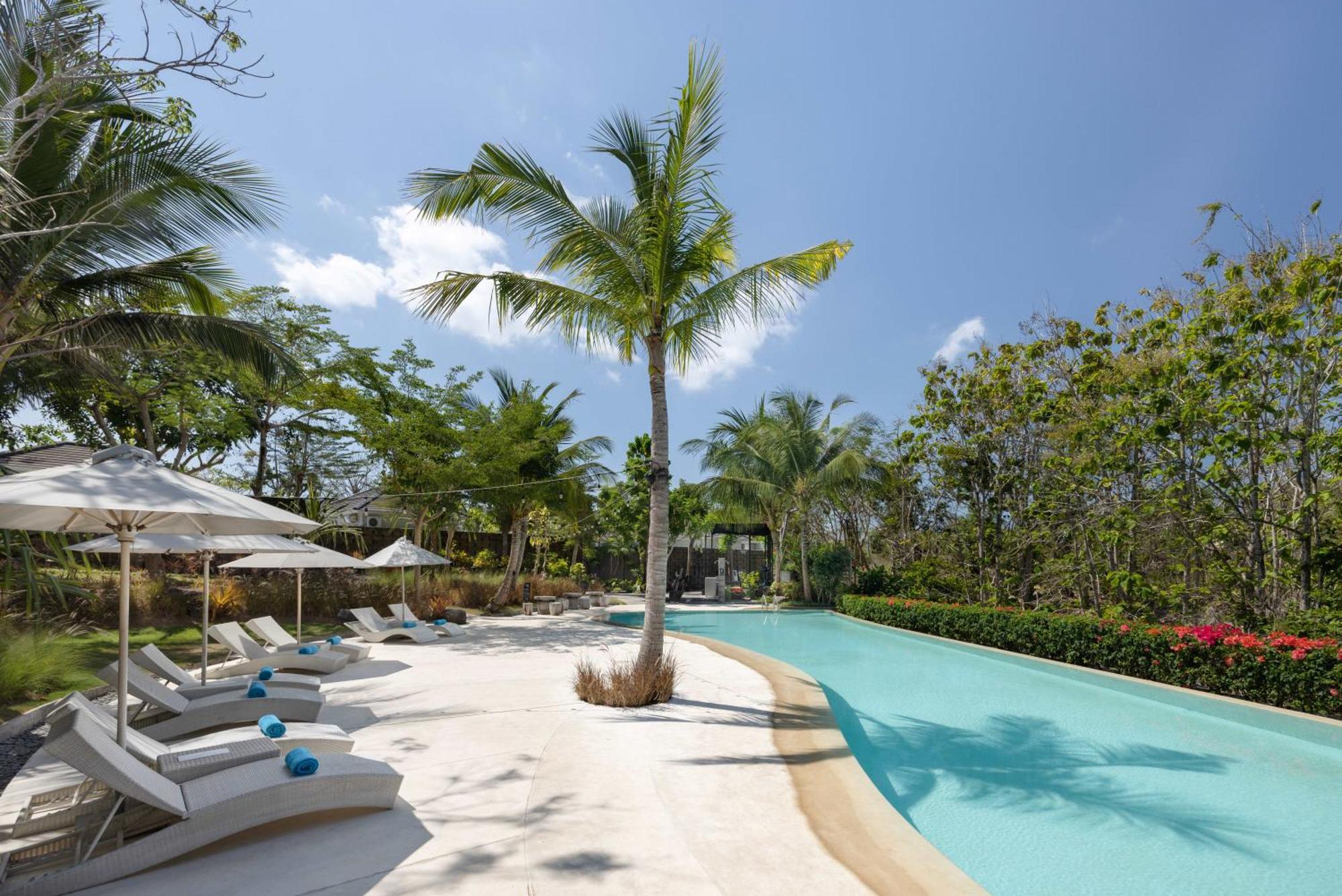 Cross Bali Breakers Villa Jimbaran  Luaran gambar